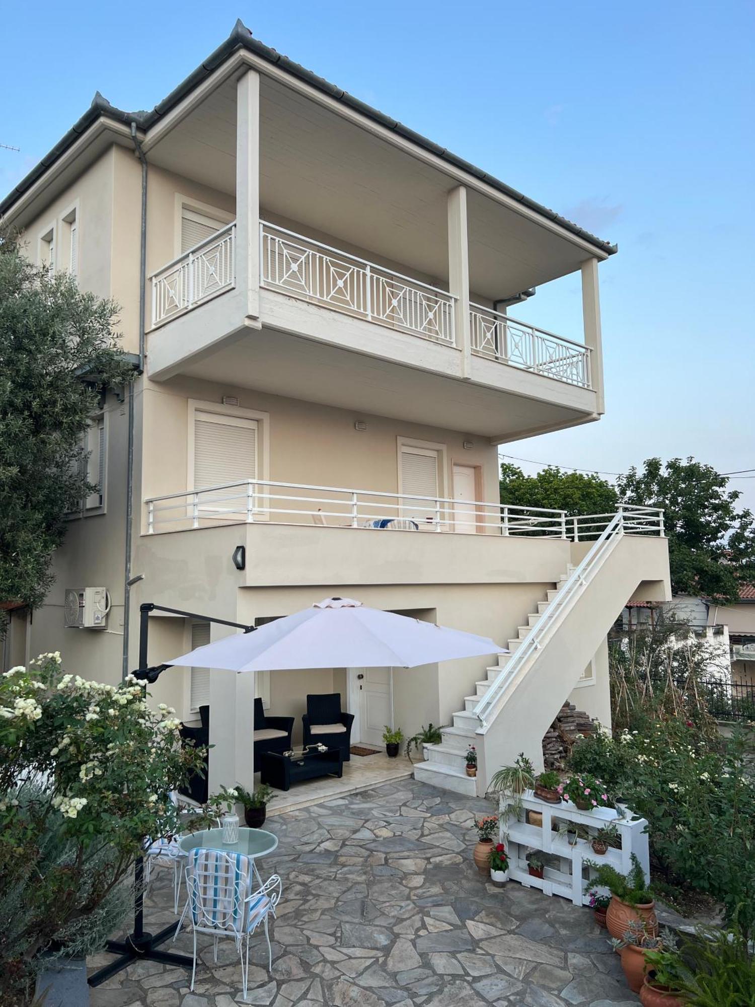 Aiolos Seaside Apartment Marathos  외부 사진